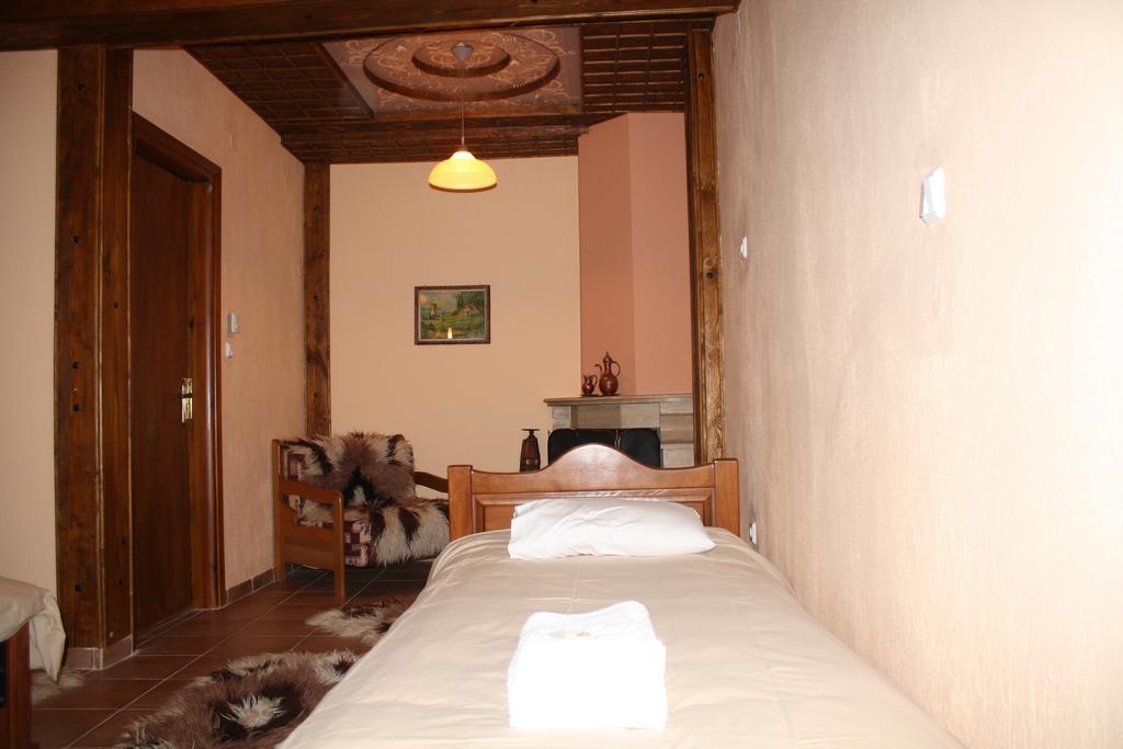 Guesthouse To Spiti Τou Gakou Nestorion Chambre photo