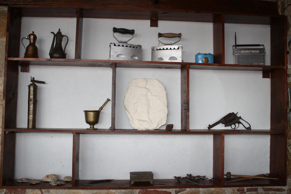 Guesthouse To Spiti Τou Gakou Nestorion Extérieur photo