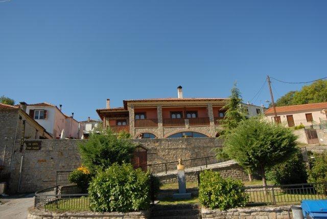 Guesthouse To Spiti Τou Gakou Nestorion Extérieur photo